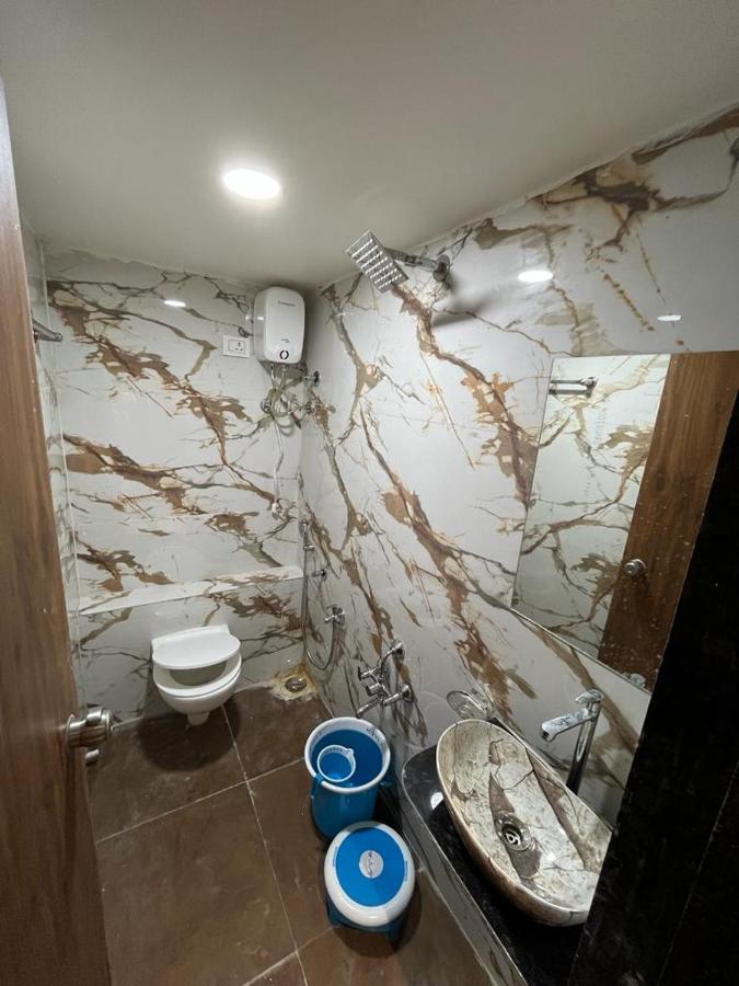 Hotel Paramount Villa 간디나가르 외부 사진