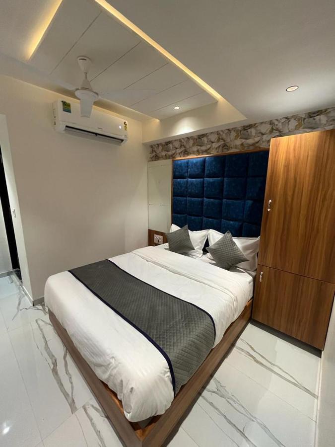 Hotel Paramount Villa 간디나가르 외부 사진