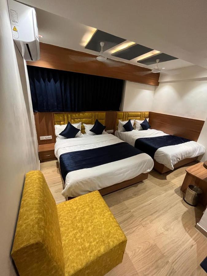 Hotel Paramount Villa 간디나가르 외부 사진