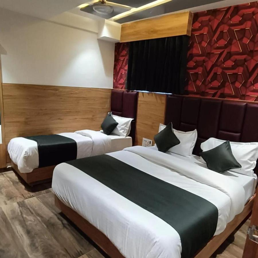 Hotel Paramount Villa 간디나가르 외부 사진