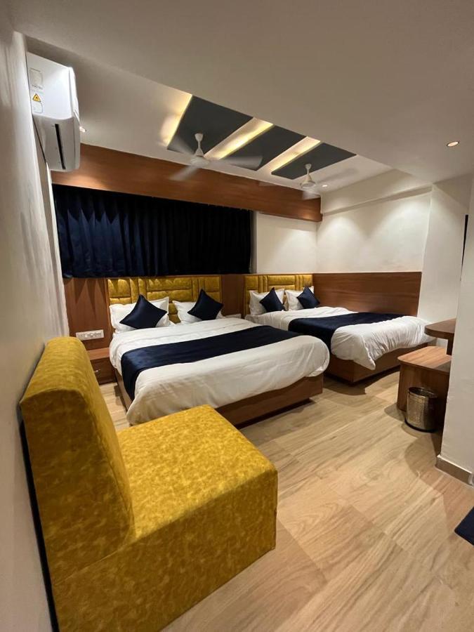 Hotel Paramount Villa 간디나가르 외부 사진
