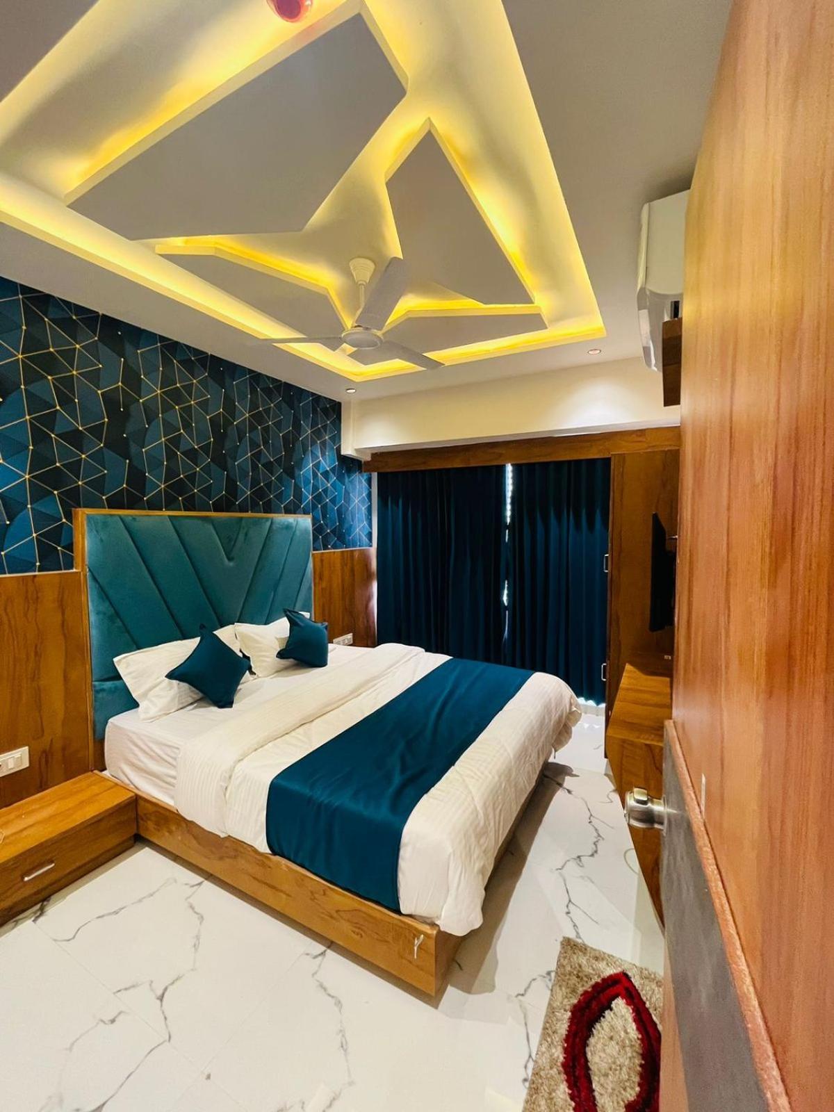 Hotel Paramount Villa 간디나가르 외부 사진